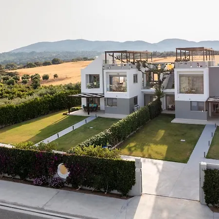 Filoxenia Villa *